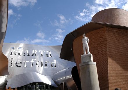 Im Werk des Star-Architekten Frank Gehry steckt Kunst, Design und Architektur.